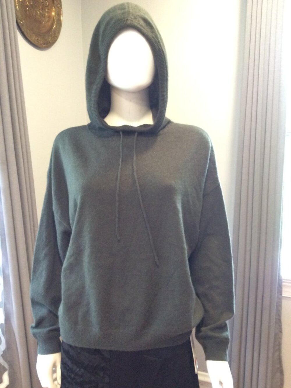 Aqua Cashmere Charcoal Hoodie Sweater Luxury Relaxed Knit Pullover